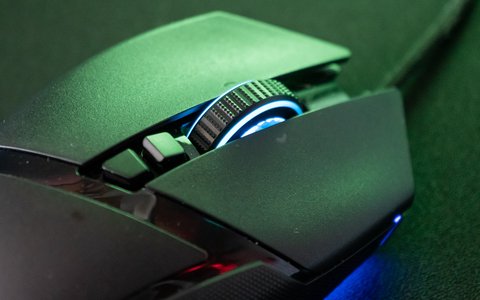 razer basilisk v3 detalle scroll