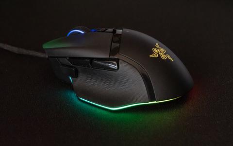 razer basilisk v3 luz