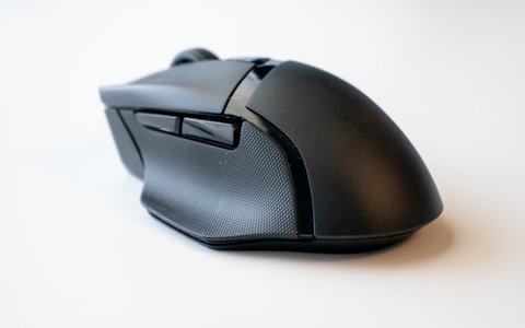 razer basilisk x hyperspeed botones laterales