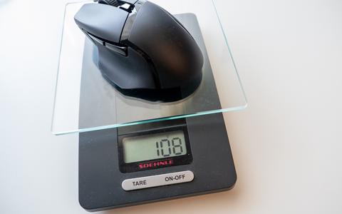 razer basilisk x hyperspeed peso con pila