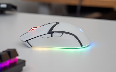 razer cobra pro lateral