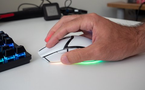 razer cobra pro mano