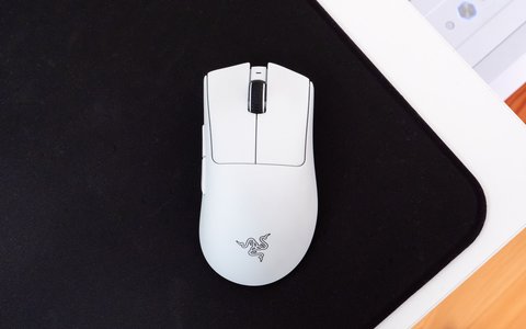 razer deathadder v3 pro cenital
