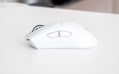 razer deathadder v3 pro lateral