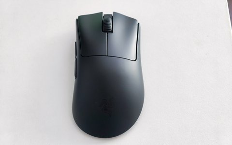 razer deathadder v4 pro superior