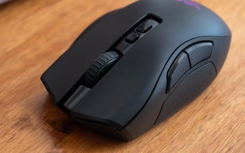 razer naga v2 pro detalle