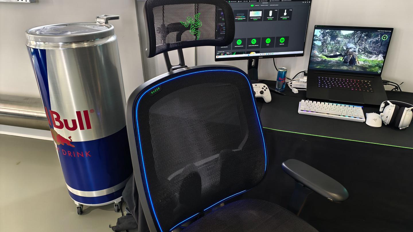 probamos el projecto arielle de razer la silla gaming con refrigeracion y calefaccion