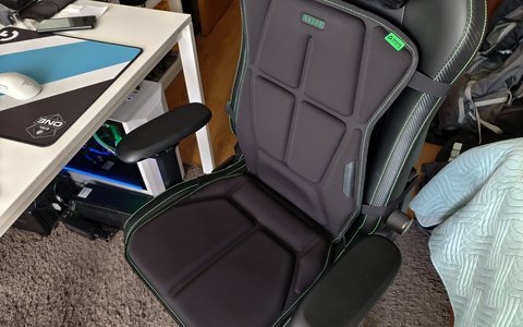 razer freyja silla