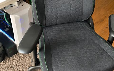 razer iskur v2 x problema reposabrazos