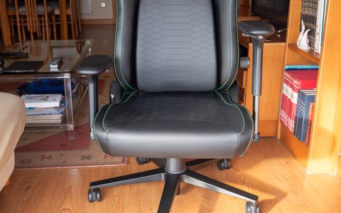 razer iskur v2 soporte