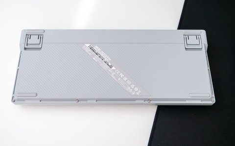 asus rog azoth base