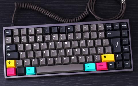 teclado 75 por ciento