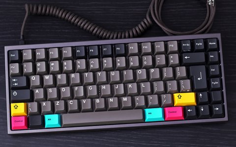 teclado 75 por ciento