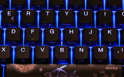 ducky one 2 mini rgb hueco