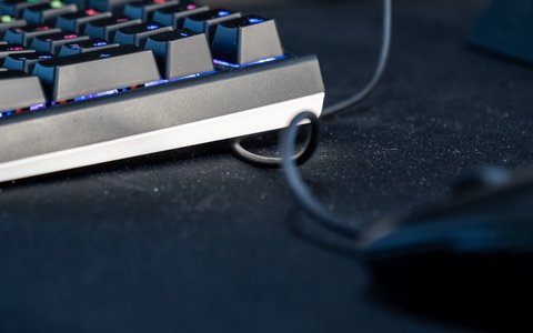 ducky one 2 rgb problema cable raton