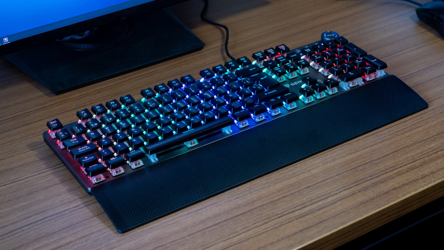 genesis thor 400 rgb