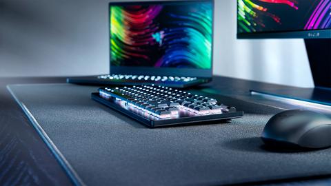 razer renueva su gama de teclados deathstalker v2, bajo perfil y mecánicos