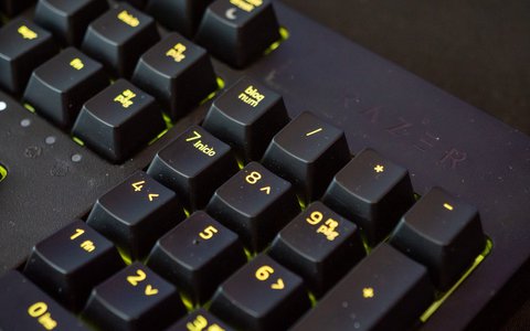 razer blackwidow 2019 num pad