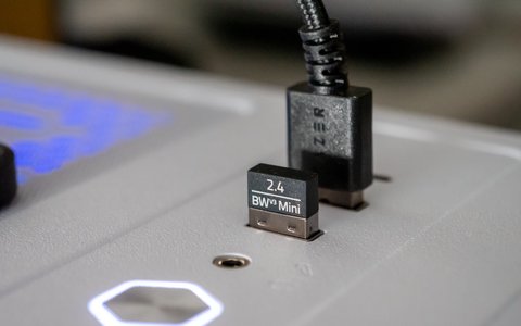razer blackwidow v3 mini adaptador