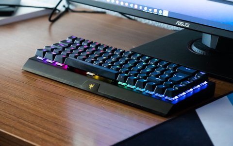 razer blackwidow v3 mini iluminacion