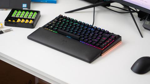 razer blackwidow v4 75
