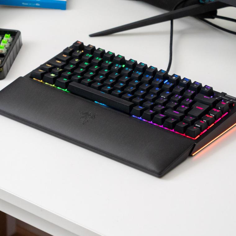 razer blackwidow v4 75