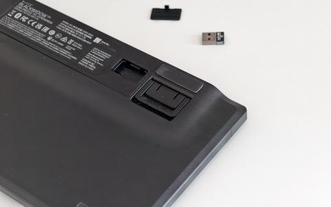 razer blackwidow v4 low profile tenkeyless hyperspeed hueco dongle