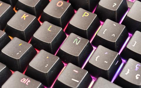 razer blackwidow v4 tenkeyless hyperspeed espanol