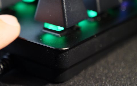razer huntsman tournament edition aluminio