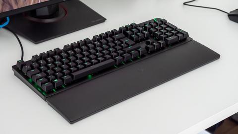 análisis del teclado razer huntsman v2 de tamaño completo y 8.000 hz