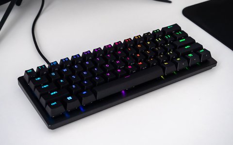 razer huntsman v3 pro mini iluminacion