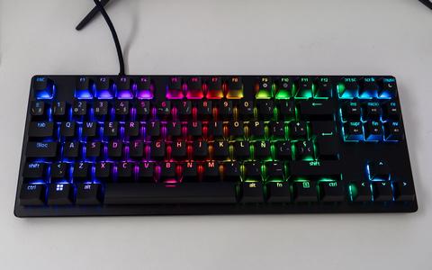 razer huntsman v3 x tenkeyless iluminacion