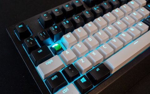 razer keycaps pbt cambiar