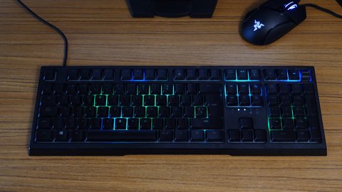 razer ornata v2 iluminacion