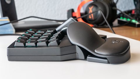 razer tartarus pro keypad ergonómico con switches óptico analógicos