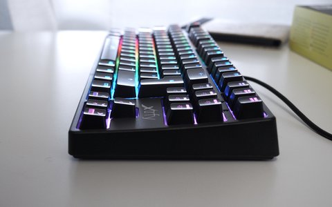 xtrfy k4 rgb tkl perfil