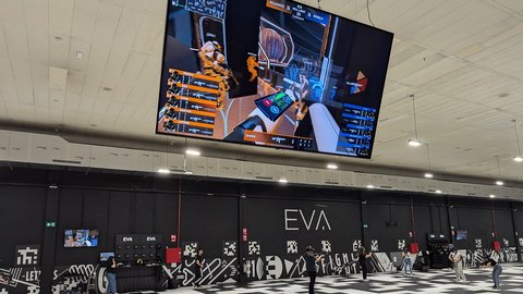 visitamos eva esports virtual arenas nuevo estadio madrid
