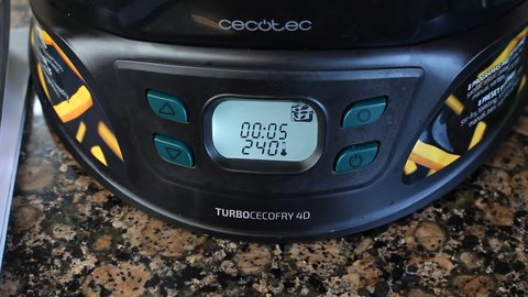 cecotec turbo cecofry 4d healthy pantalla