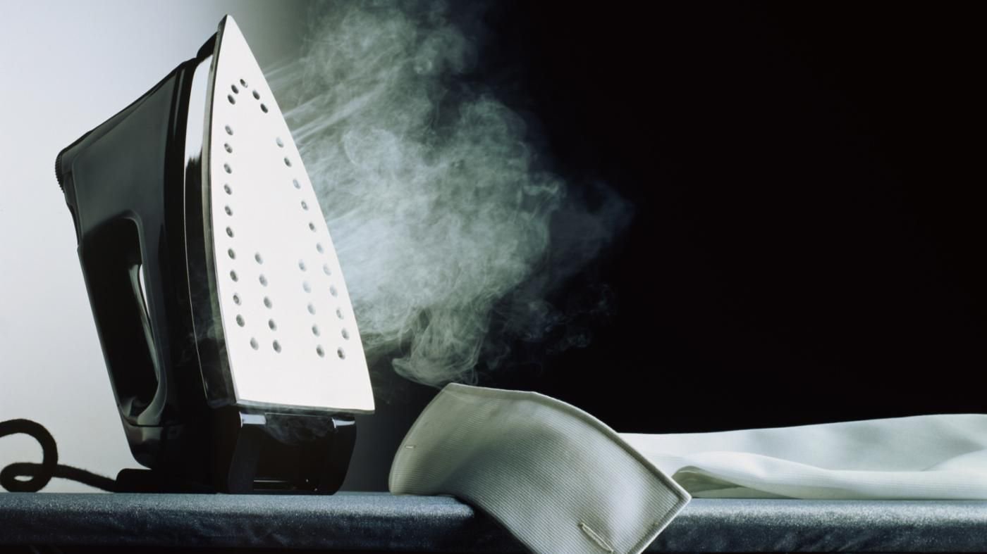 como limpiar la plancha de vapor