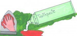 como limpiar la plancha de vapor pasta de dientes