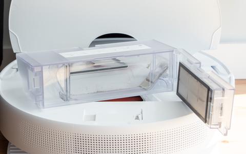 dreame bot d10 plus limpieza deposito