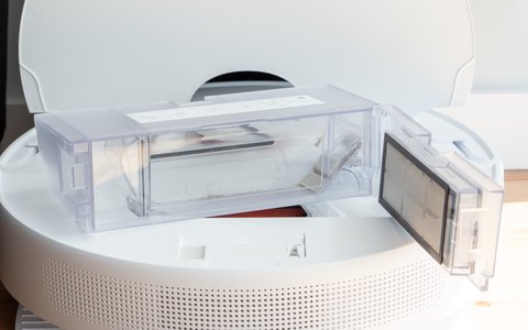 dreame bot d10 plus limpieza deposito