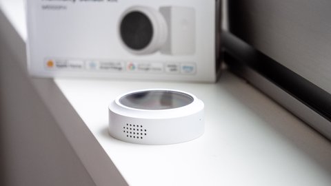 análisis del sensor de temperatura y humedad meross m s100 f h h k con alimentación solar