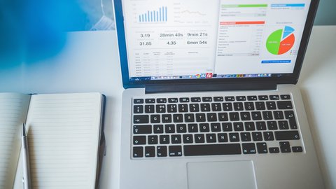 cómo descargar todos los archivos adjuntos de un hilo de emails de gmail