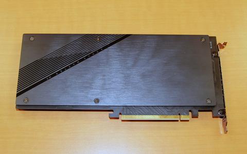 foto adaptador gigabyte ssd 15 gb s