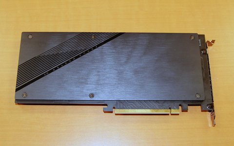 foto adaptador gigabyte ssd 15 gb s