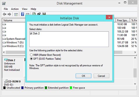 Cuadro de diálogo Inicializar disco de Windows con las opciones MBR y GPT