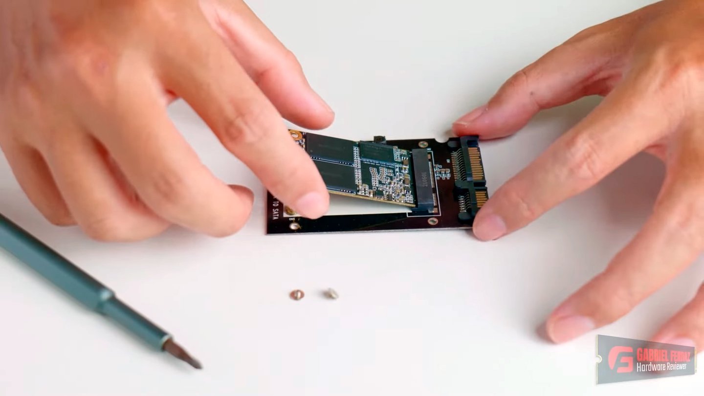 se pueden overclockear las unidades ssd pero no es recomendable