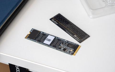 ssd m2 nvme netac nv7000 t 1tb ssd y dispador