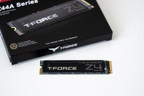 teamgroup t force z44a5 1tb
